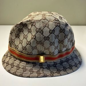Authentic Gucci bucket hat, size XL